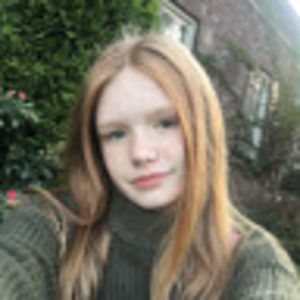 Meet your Posher, Lights, camera,